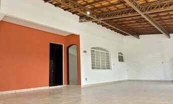 Imagem: Excelente casa comercial primeira quadra