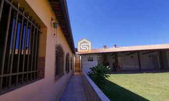 Imagem 3: Casa com 4 quartos e 3 suítes com 6 vagas