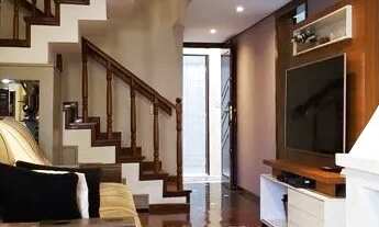 Imagem 5: Sobrado com piscina no bairro Água Verde