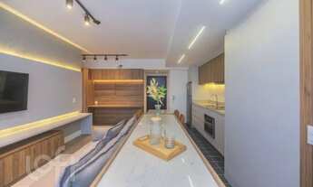 Imagem 5: Apartamento com vista panorâmica com 70 metros quadrados com 2 suítes em Mont Serrat