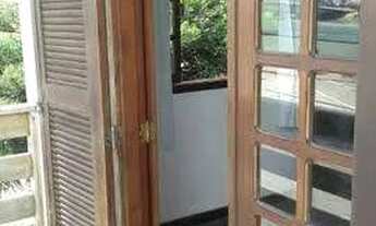 Imagem: Aluguel suíte no centro de Saquarema, em