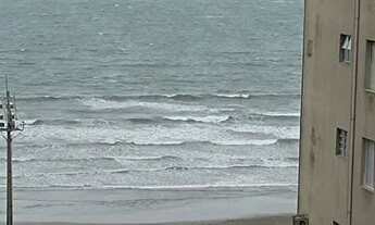 Imagem 2: Lindo apartamento mobiliado a poucos metros da praia!