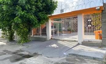 Imagem 5: Casa com 6 Quartos à Venda, 190 m² por R$ 730.000