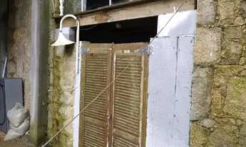 Imagem 2: Casa na mata no rio tavares