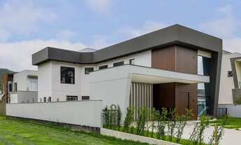 Imagem 4: Sobrado em Condomínio para Venda em Camboriú, Santa Regina, 4 dormitórios, 4 suítes, 5 ban