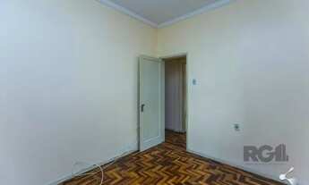 Imagem 7: Casa Residencial 3 dormitórios 3 vagas no Bairro Cristo Redentor, Porto Alegre/RS, 140m²