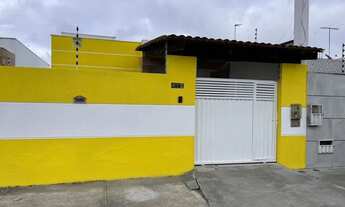 Imagem 2: Alugo ou vendo casa de rua pública 2/4 quartos com suíte na Santa Monica 2