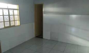 Imagem 7: Barracão 3 cômodos todo na cerâmica