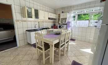 Imagem 7: Sobrado à venda no Bairro Nova Brasília - Joinville/SC Composto por 4 dormitórios, sendo