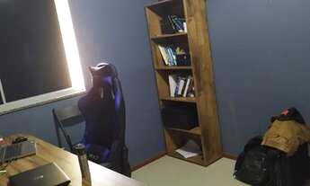 Imagem 3: Apartamento para venda possui 57 metros quadrados com 2 quartos em Itapuã - Salvador - BA