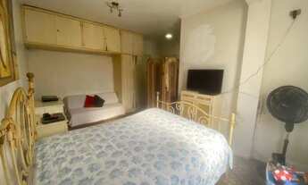 Imagem 4: Sala Living a Venda no Embaré frente a Praia