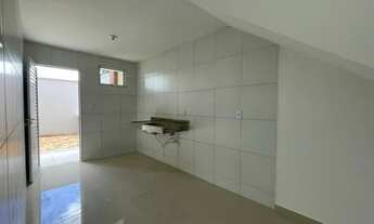 Imagem 5: Casa Duplex em Rua Privativa, Próximo Centro do Eusébi