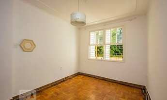 Imagem 2: Apartamento para Aluguel - Petrópolis, 2 Quartos, 63 m2