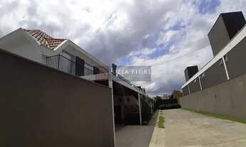 Imagem 2: Sobrado geminado à venda no bairro Saguaçu, Joinville/SC