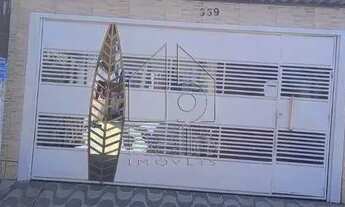 Imagem: Excelente casa com 3 dorm. E 4 vaga Castro