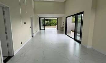 Imagem 4: Casa à venda em Santana de Parnaíba, Sítio do Rosário, com 3 suítes, com 179 m²