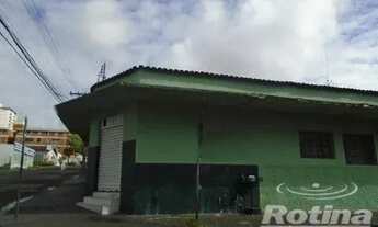 Imagem: Casa Comercial à venda, 6 quartos, Cazeca