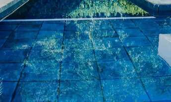 Imagem 5: Condomínio Quinta das Lagoas Imóvel para venda possui 467 metros quadrados com 8 quartos