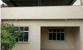 Imagem 2: Casa na Av. Getúlio Vargas Terreno 500m² com 3 Quartos, Piscina, Quintal Terraço e Garagem