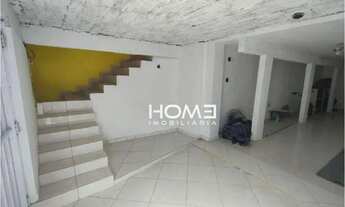 Imagem 2: Casa Recém-Reformada em Neves Conforto, Praticidade e Potencial de Renda