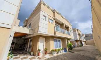 Imagem 2: Sobrado para venda com 128 metros quadrados com 3 quartos em Boqueirão - Curitiba - PR