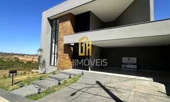 Imagem: Belíssimo Sobrado de Alto Padrão com 4