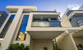 Imagem: Sobrado à venda no bairro BACACHERI, CURITIBA