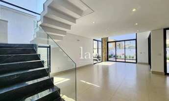 Imagem: Casa com 4 quartos, 304 m² - Condomínio