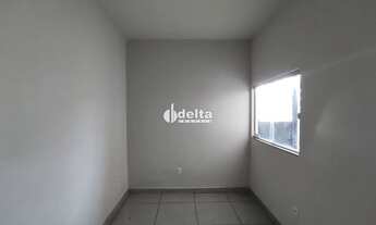 Imagem 12: Casa com 3 quartos disponível para locação no bairro Martins em Uberlândia-MG