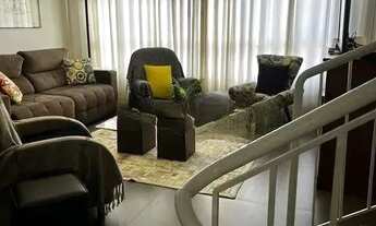 Imagem 5: Sobrado com 3 quartos, 1 suíte, lareira, churrasqueira, 3 vagas cobertas na zona sul