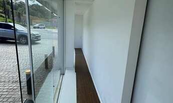 Imagem 3: Sala comercial Galpão / depósito com 3 vagas na garagem