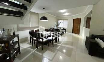 Imagem 6: 0 - Sobrado 4 quartos, sendo 4 suítes