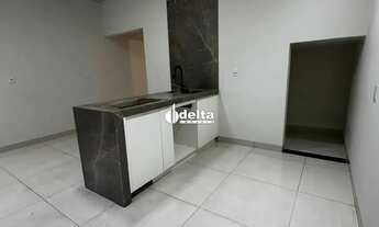 Imagem 3: Casa residencial com 3 suítes, disponível para locação e venda no bairro Aclimação a em Ub