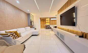 Imagem 5: Apartamento para venda possui 200 metros quadrados com 4 quartos em Icaraí - Niterói - RJ