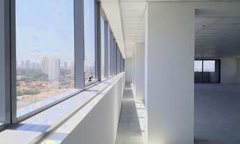 Imagem 7: Conjunto comercial com 316m² vão livre, piso elevado, 02 banheiros, sacada e 09 vagas de g