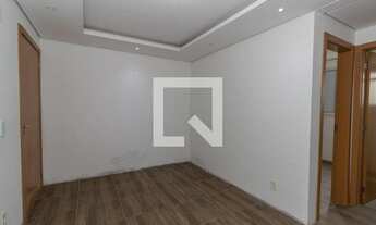 Imagem 2: Apartamento para Aluguel - Rubem Berta, 2 Quartos, 48 m2