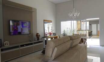 Imagem 2: Casa no Condomínio Residencial Sollaris - 2 Dormitórios sendo 1 suíte