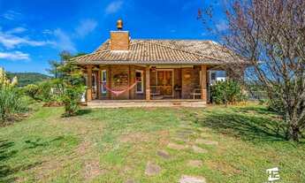 Imagem: Belíssima casa à VENDA com terreno de