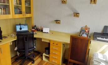 Imagem 5: Apartamento com excelente localização e muitos armários!