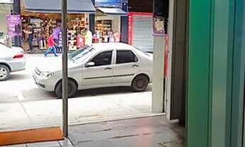 Imagem 3: Loja de porta Galpão / depósito com aluguel por R$5.900 /mês