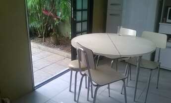 Imagem 2: Belo sobrado, com ótima localização