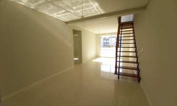 Imagem 4: Cobertura Duplex para Venda em Torres, Predial, 3 dormitórios, 1 suíte, 2 banheiros, 2 vag