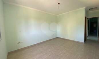 Imagem 6: Sobrado novo, próximo à Matriz do Banco Bradesco em Osasco (Cidade de Deus