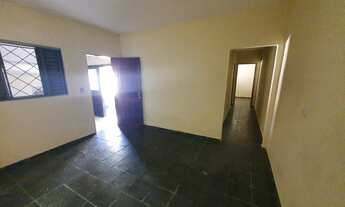 Imagem: Vende-se casa na 403 sul de 3/4