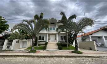 Imagem: Casa com 650m em Jurerê com 6 qtos, suítes