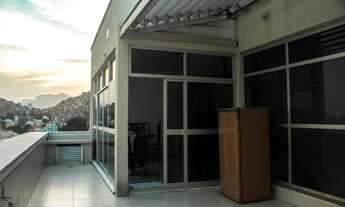 Imagem 4: Cobertura duplex para venda possui 400 metros quadrados com 6 quartos