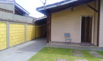 Imagem 4: Casa para venda possui 145 metros quadrados com 2 quartos em Jardim Parnaso - Caraguatatub