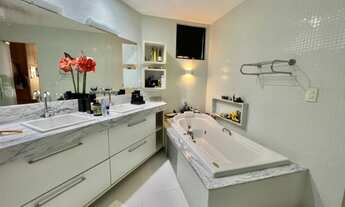 Imagem 3: Ed. Albert Ville: Belíssimo e Amplo Apartamento em Nazaré 240m² 3 Suítes 2 Vg Soltas