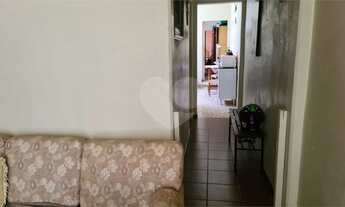 Imagem 6: No coração do Cambuí: casa antiga, 4 quartos, 2 cozinhas, 2 banheiros. Não tem garagem