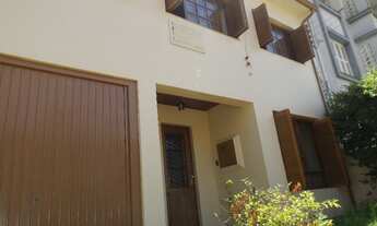 Imagem: Porto Alegre - Casa Padrão - Menino Deus